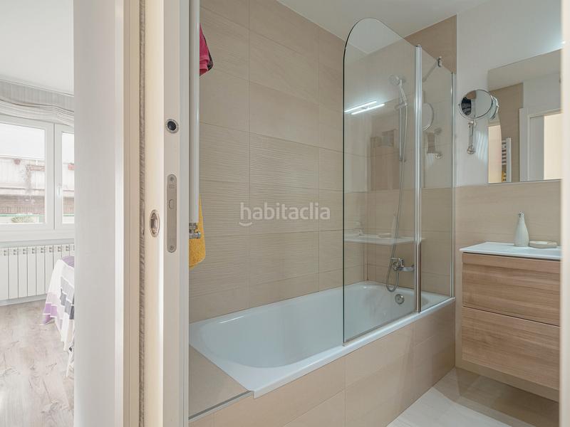 Foto 188ad43a-cb5a-4bf1-827a-4d63500b6951. Piso  en venta en calle de josé celestino mutis en Madrid