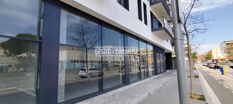 Foto 8a255599-bb61-4966-bd28-364ddd64f0bc. Local comercial a Centre Hospitalet de Llobregat (L´)