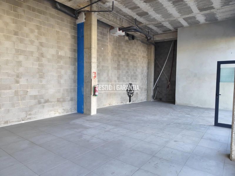 Foto 8a36e432-afa0-4426-9124-8fd6705ebb09. Local comercial a Centre Hospitalet de Llobregat (L´)