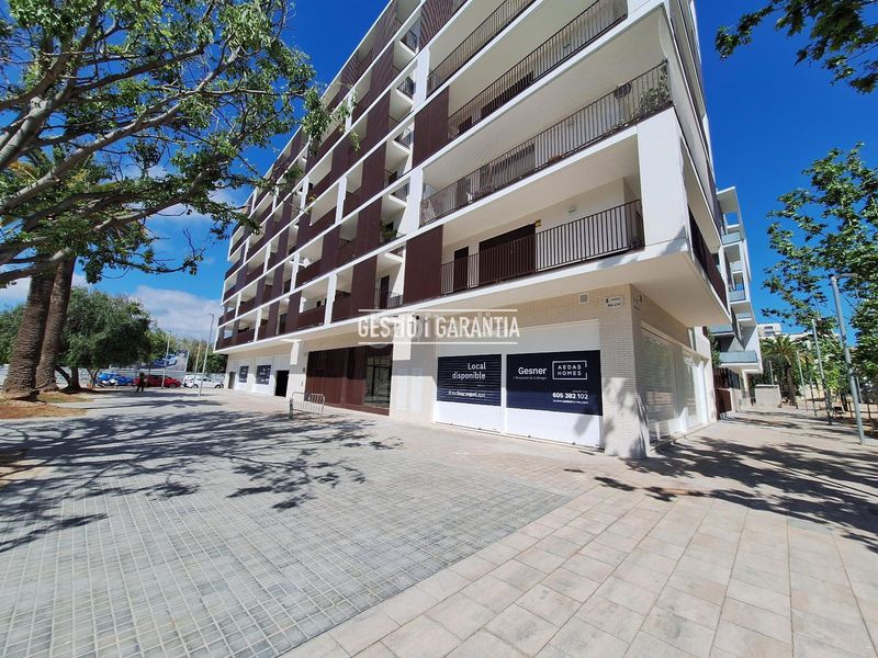 Foto f9155273-6268-4556-9178-bdc15a685022. Local comercial a Centre Hospitalet de Llobregat (L´)