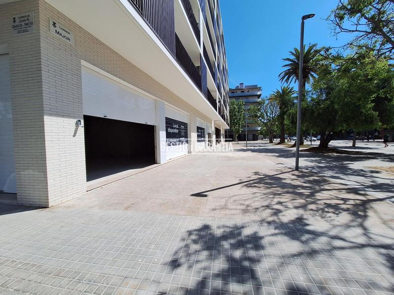 Foto 3b8f7853-c1fe-4477-87a5-6ea2e4b993ca. Locale commerciale in Centre Hospitalet de Llobregat (L´)