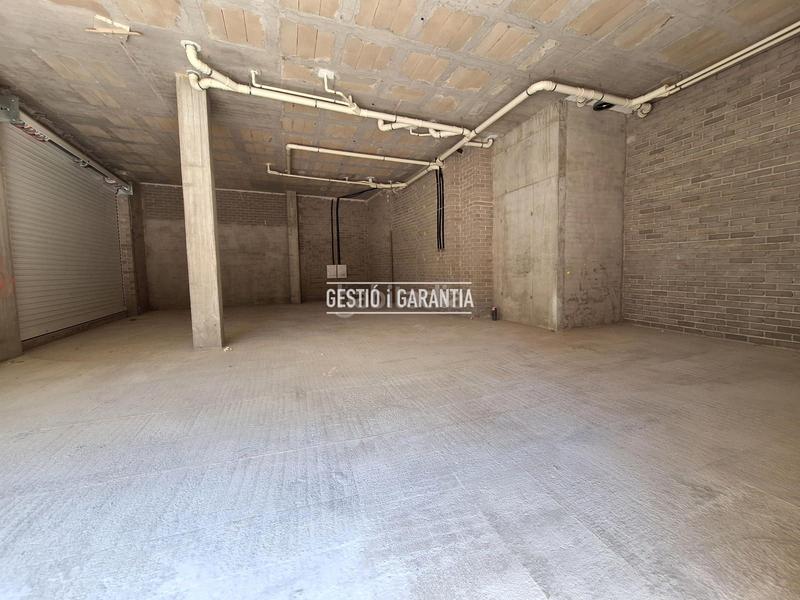 Foto 5e3ec445-775c-407c-b430-3c804e32e5c8. Locale commerciale in Centre Hospitalet de Llobregat (L´)