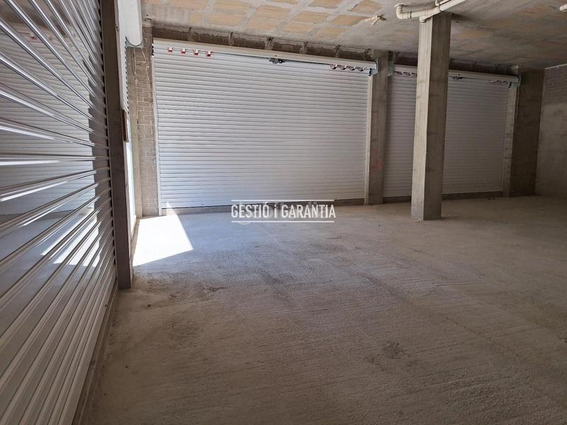 Foto cc91ece3-bd4c-432d-a7bd-91fb1e473ff3. Locale commerciale in Centre Hospitalet de Llobregat (L´)