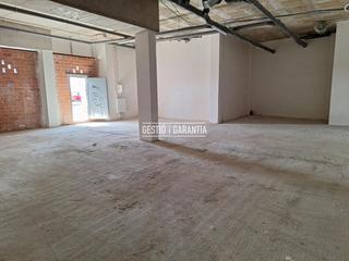 Miete Geschäftsraum  N/a. Local comercial en alquiler en badalona, barcelona