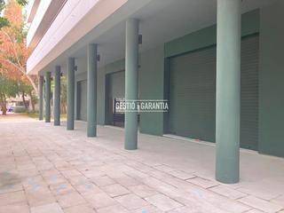 Local Comercial  Mestral. Local comercial