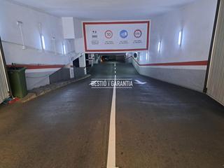 Posto auto  Industria. Garaje en venta en calle de la industria