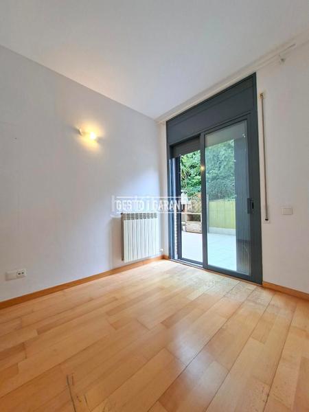 Foto 069a344f-594c-45ca-91ed-01022abb9f4c. Appartement avec chauffage parking dans La Font d´en Fargues Barcelona