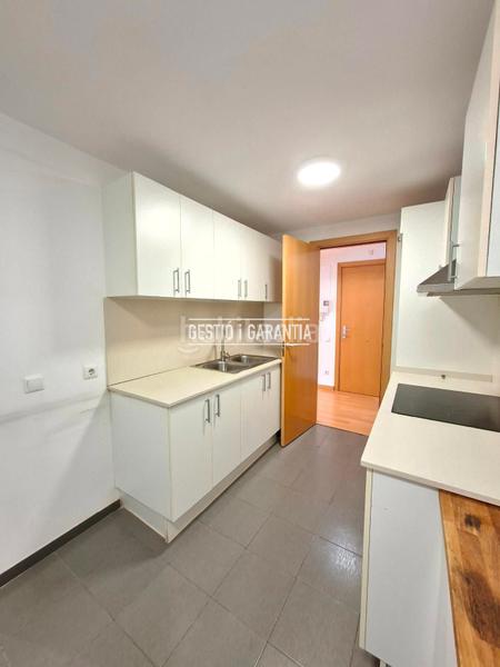 Foto 25f4cae8-4671-4988-98a4-d873bf7beae4. Appartement avec chauffage parking dans La Font d´en Fargues Barcelona