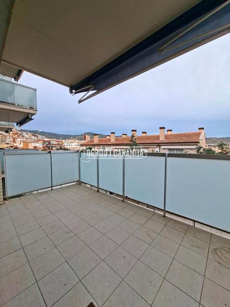 Foto 777702f2-be5e-4e51-8db5-426ad800466b. Appartement avec chauffage parking dans La Font d´en Fargues Barcelona