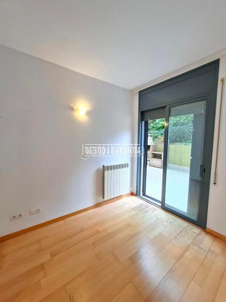 Foto 9de68b7f-2ec5-4330-a410-098e89888d6c. Appartement avec chauffage parking dans La Font d´en Fargues Barcelona