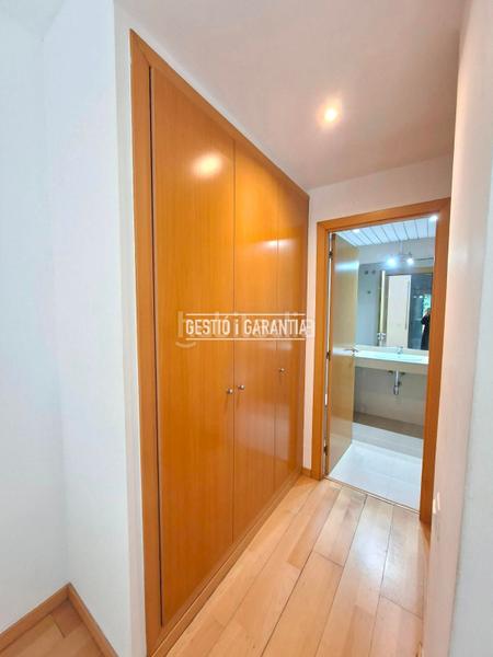 Foto d609e555-b247-4b6c-a1f2-fd76b423e451. Appartement avec chauffage parking dans La Font d´en Fargues Barcelona