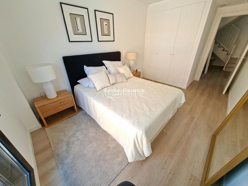 Foto 7a586a3d-ff44-4249-a2bd-7e385793e25b. Àtic amb piscina a Ca n'Aurell Terrassa