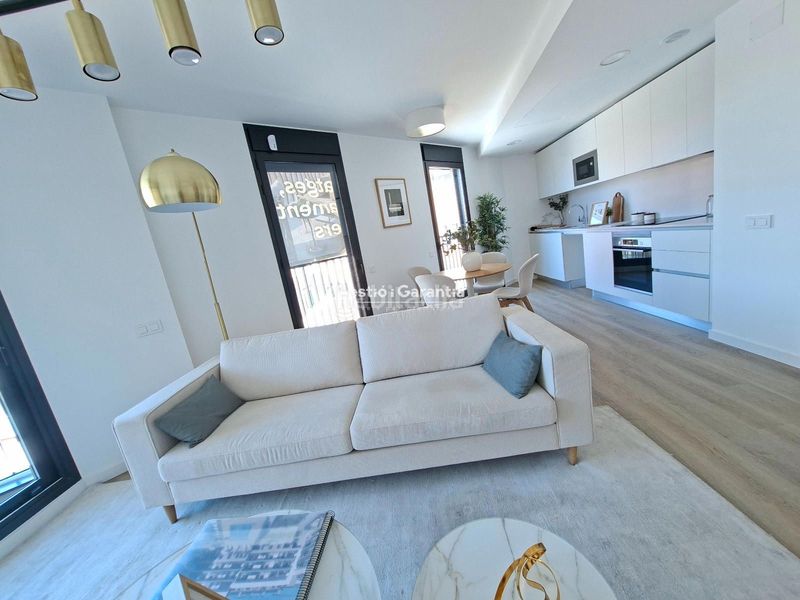 Foto b2da01e4-adcf-45a4-9dc1-85ed3c33a6d9. Àtic amb piscina a Ca n'Aurell Terrassa