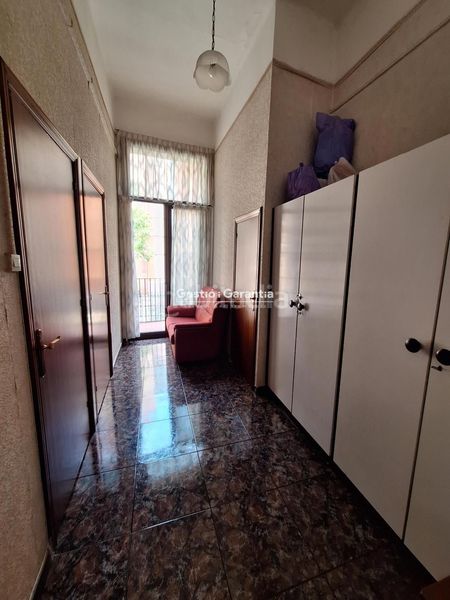 Foto c9f1d075-7f1e-4063-a4f7-57925cd1236b. Pis a Raval Barcelona