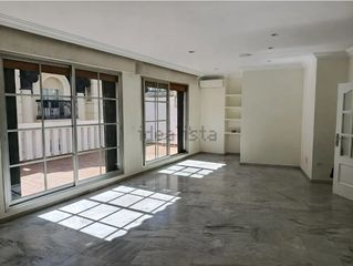 Rent Flat in Centro