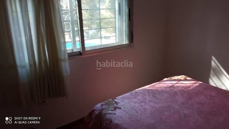 Foto c1887296-410c-47b8-8e9b-1a77ed2e4400. Chalet con piscina in Obejo