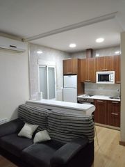 Rent Apartment  Avenida de medina azahara
