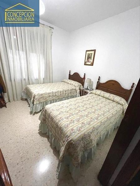 Foto efe57acf-9ed1-4092-b673-746e1fb0477c. Maison avec parking dans Carlota (La)