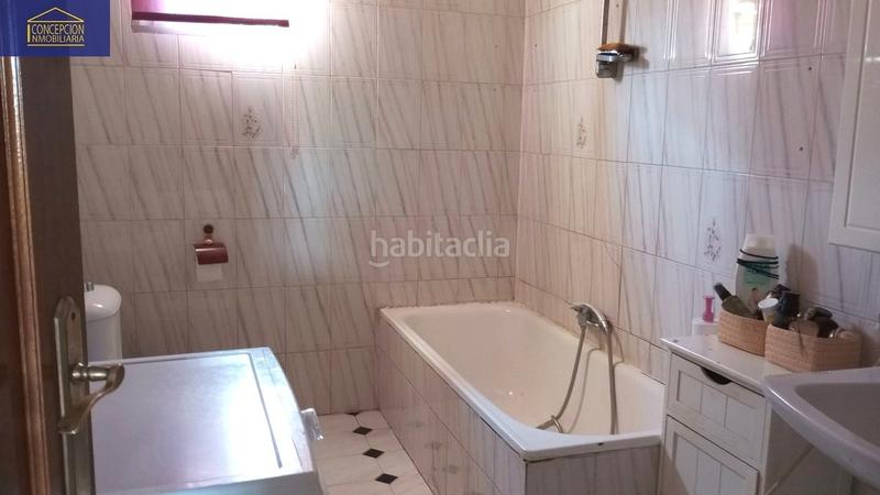 Foto 3a31d835-53f4-47da-8d19-366b0f379f96. Chalet with fireplace heating parking pool in Alcolea Córdoba