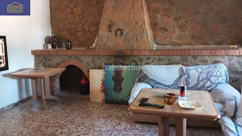 Foto 42aa08d3-7b19-4333-864d-4c9de651579a. Chalet with fireplace heating parking pool in Alcolea Córdoba