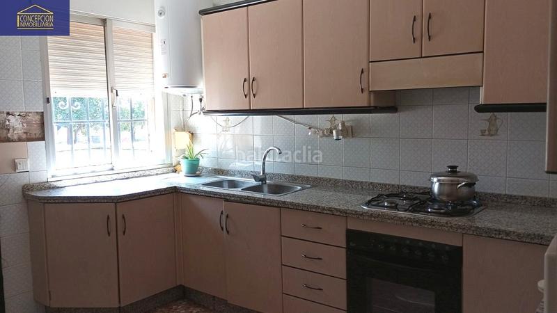 Foto 56f0640b-2464-4849-aa46-a1700e95723c. Chalet with fireplace heating parking pool in Alcolea Córdoba