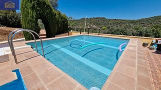 Xalet en Las Jaras. Parcela en la sierra hipotecable