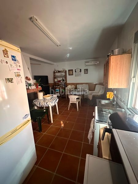 Foto c8ee6673-875b-481c-8dab-0e7aa2d1e023. Xalet amb piscina a Almodóvar del Río