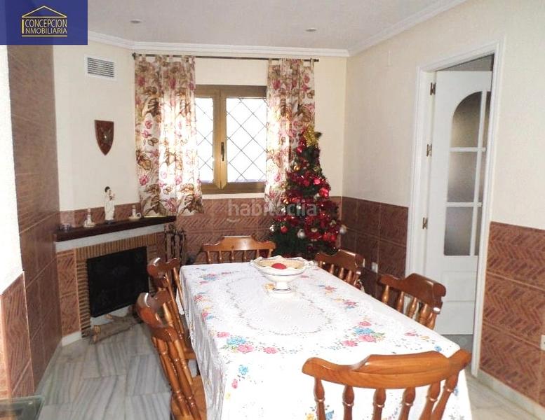 Foto ca7fecf1-8b05-4a9a-83f1-298442eaf19d. Maison jumelée avec cheminée chauffage parking dans Córdoba