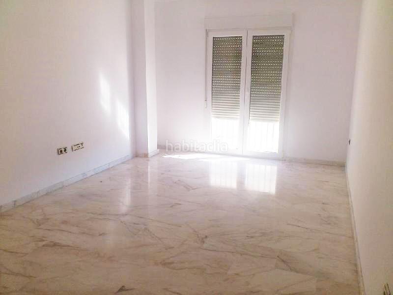 Foto 10fe17a2-39ff-4bb2-8be0-018942bcd153. Appartement avec chauffage parking dans Ciudad Jardín - Zoco Córdoba