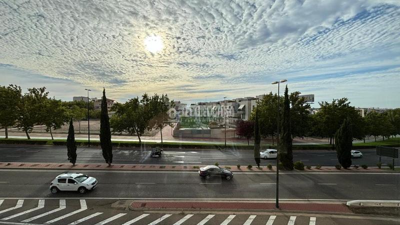 Foto f8b3e7c4-9b25-4b67-947e-4d5347b271c5. Pis amb calefacció piscina a Parque Palomar - Bombarda Zaragoza