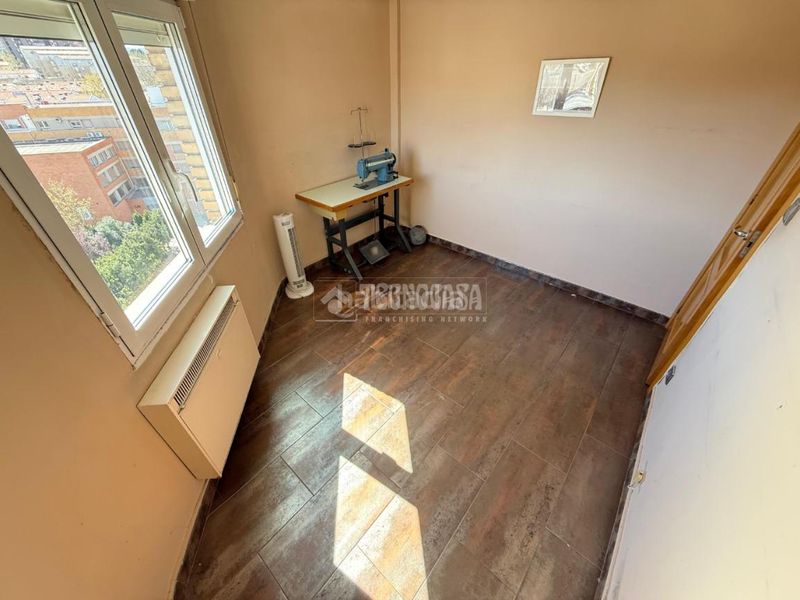 Foto ca8036fd-4517-473a-86d8-bac08339d473. Pis amb calefacció a La Bozada - Parque Delicias Zaragoza