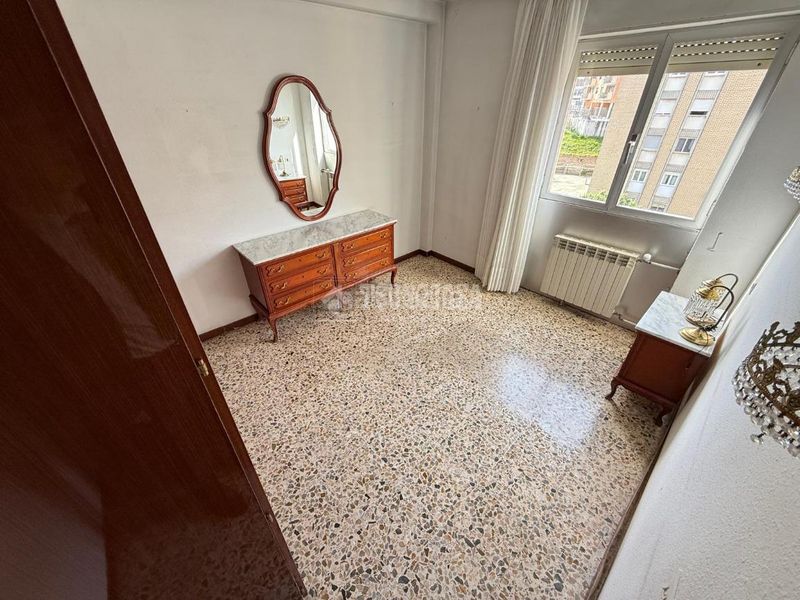 Foto 5566f2d8-96f7-46cf-97aa-5d75339775ec. Pis amb calefacció aparcament a Parque Palomar - Bombarda Zaragoza