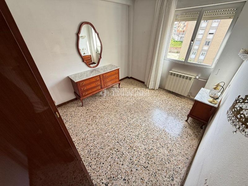 Foto e3cf17fb-c6aa-4403-9a40-d6d14a974d9f. Pis amb calefacció aparcament a Parque Palomar - Bombarda Zaragoza