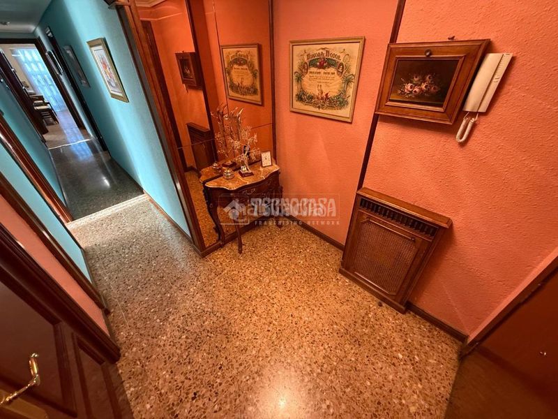 Foto 1305b932-0e4c-4904-ad4a-7a3f6c85a009. Pis amb calefacció aparcament a Parque Palomar - Bombarda Zaragoza