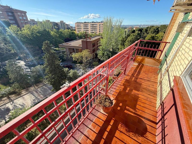 Foto c52e0560-6499-4fe7-b779-71a4f24563e2. Pis amb calefacció aparcament a Parque Palomar - Bombarda Zaragoza