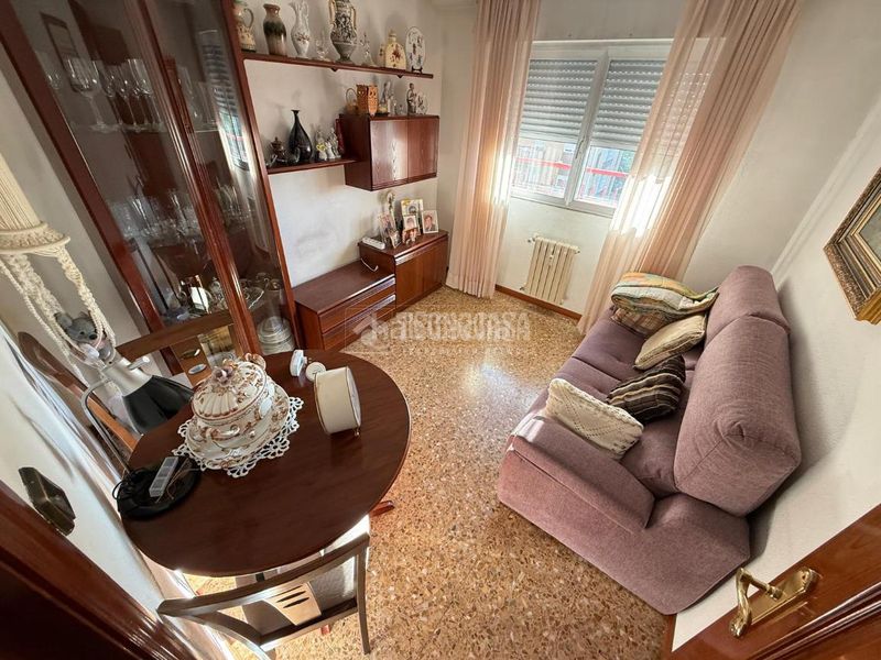 Foto ca1e56d3-040e-46b0-99fa-b3a227450ad8. Pis amb calefacció aparcament a Parque Palomar - Bombarda Zaragoza