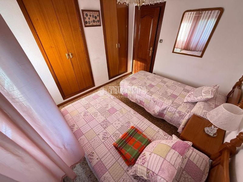 Foto d6d0112e-6eb3-4867-9c86-8d655df02d82. Pis amb calefacció aparcament a Parque Palomar - Bombarda Zaragoza