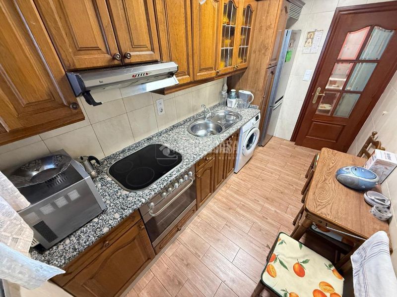 Foto e8abbb75-9ad0-4917-baf9-66a75f5eb6b3. Pis amb calefacció aparcament a Parque Palomar - Bombarda Zaragoza