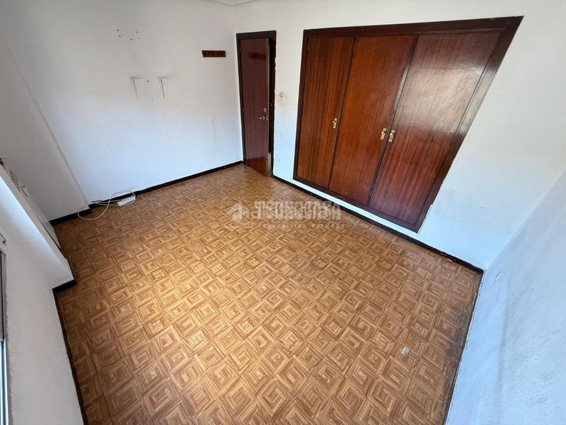 Foto 4a50dc7e-74bc-4907-9e98-6ebea92f8608. Pis amb calefacció a Parque Palomar - Bombarda Zaragoza