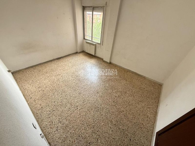 Foto efeda077-f832-47be-ab73-bcde11f75a1e. Pis amb calefacció a Parque Palomar - Bombarda Zaragoza