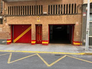 Aparcament cotxe  Calle carlos iii