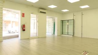 Lloguer Local Comercial  Carretera media sala