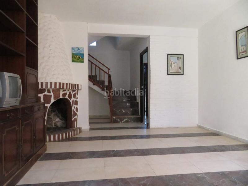 Foto 6f89757a-dad0-4367-b3c4-b4d9e37fc6a0. Reihenhaus mit kamin parking in Perín Cartagena