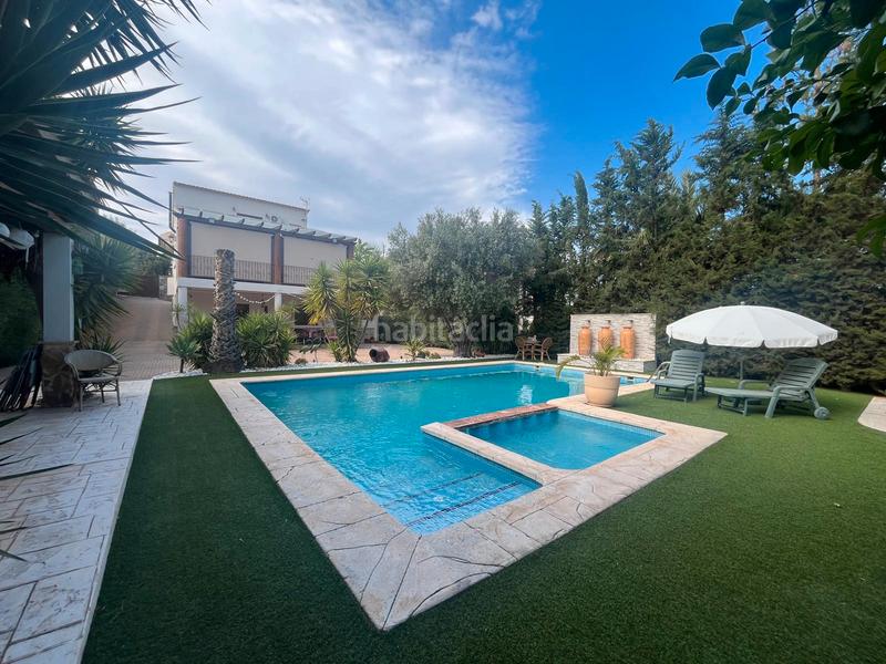 Foto d0fd1887-b11d-425e-9856-625eab843207. Chalet en Torres de Cotillas (Las)