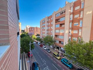 Pis  Avenida reina victoria eugenia
