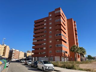Pis a Calle Antonio Machado