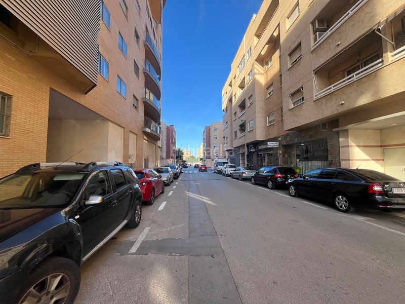 Foto ca0eb1a4-b702-4a54-a1e4-bacd93b11fd2. Aparcament cotxe a Ciudad Jardín Cartagena