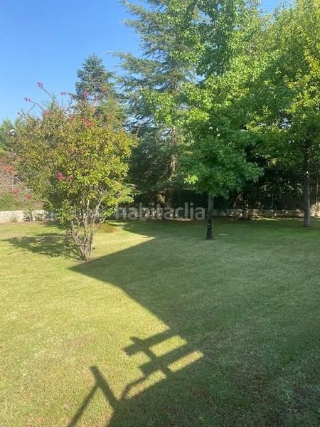 Foto 79098bd4-8670-469a-8c15-302912a4ff6a. Casa aparellada amb calefacció aparcament piscina a Santa Marta de Tormes