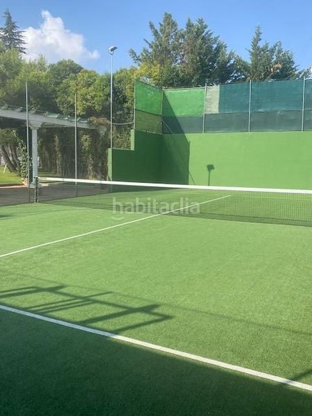 Foto cf49f288-d720-4059-b236-e5da59deb03f. Casa aparellada amb calefacció aparcament piscina a Santa Marta de Tormes