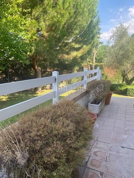 Foto d8074961-1c74-41c3-bf09-d1b2e1ffd869. Casa aparellada amb calefacció aparcament piscina a Santa Marta de Tormes
